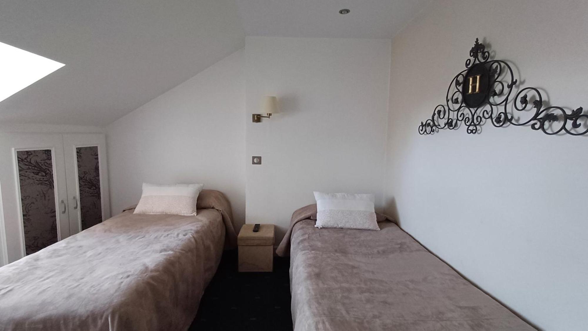 Logis Hotel Le Cerf Briare Exterior foto