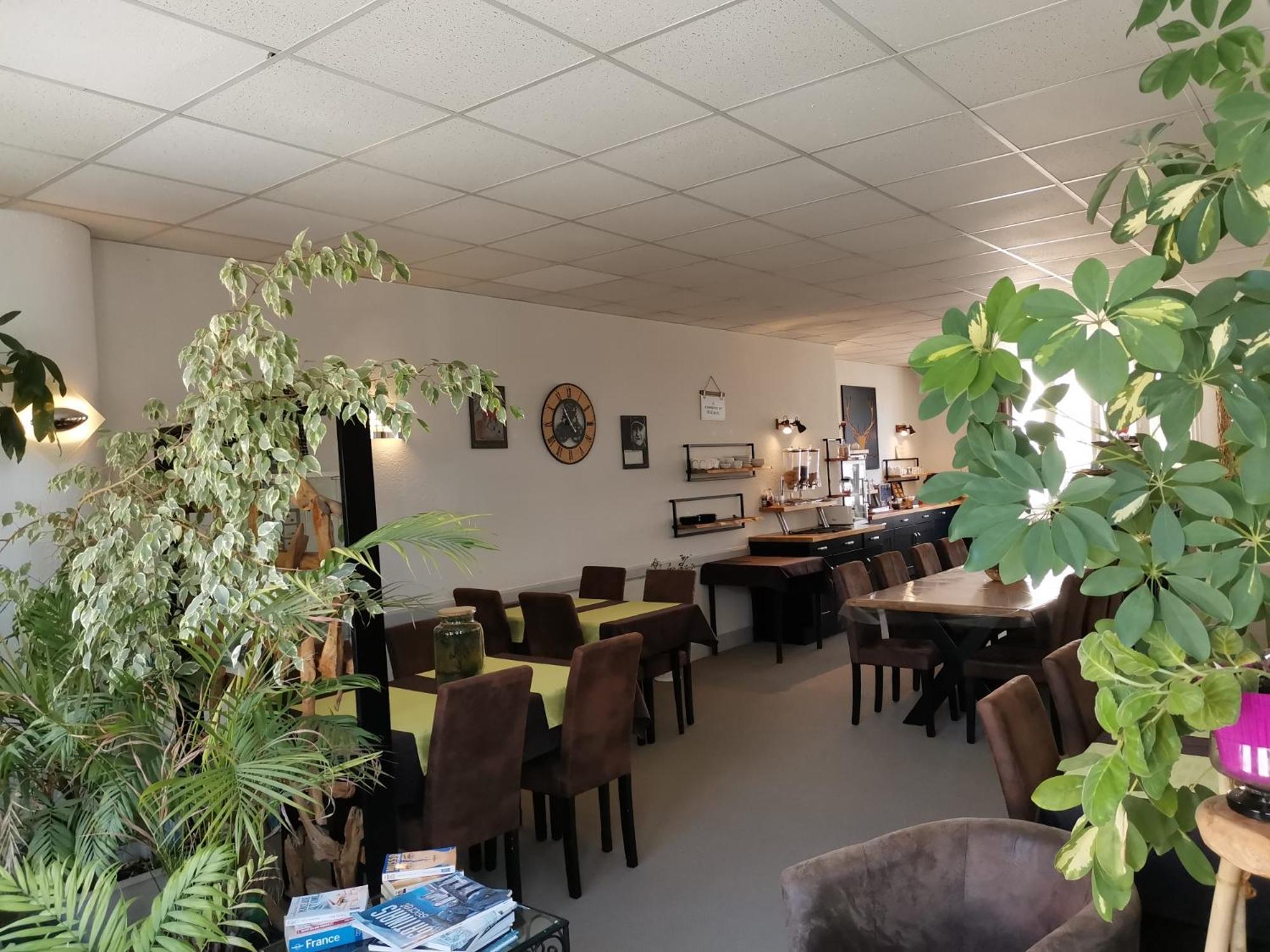 Logis Hotel Le Cerf Briare Exterior foto